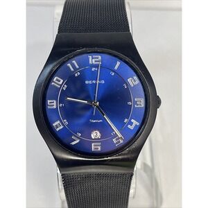 Bering Titanium Men's Quartz Watch Sapphire Crystal Black Mesh Metal New Battery